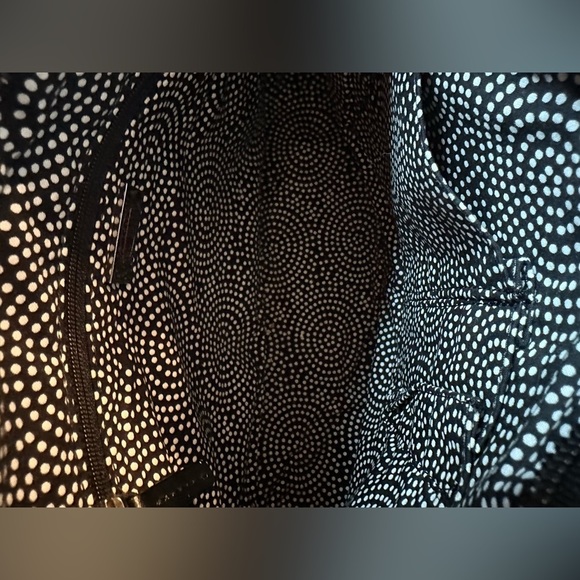 Talbots women’s hobo handbag NWOT - Picture 8 of 17